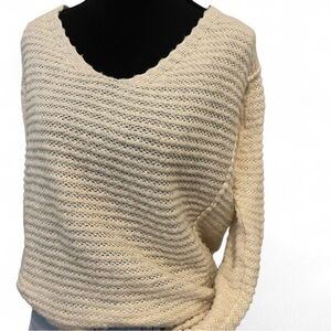 Free People lightweight v-neck knit sweater